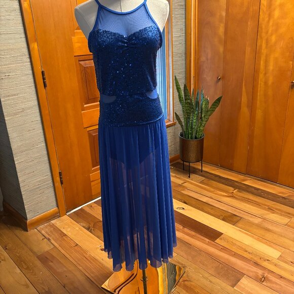 Ice Skating Dress Medium - Picture 1 of 7